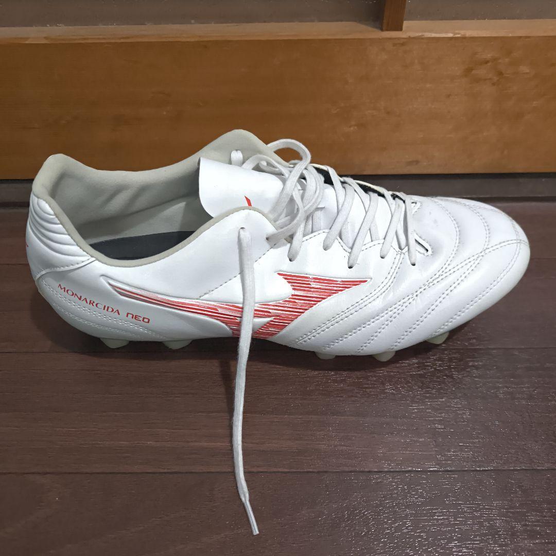 モナルシーダネオ サッカースパイク 27.5cm