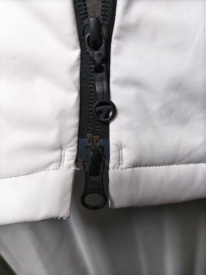 テーラーメイド　中綿ジャケット　白黒