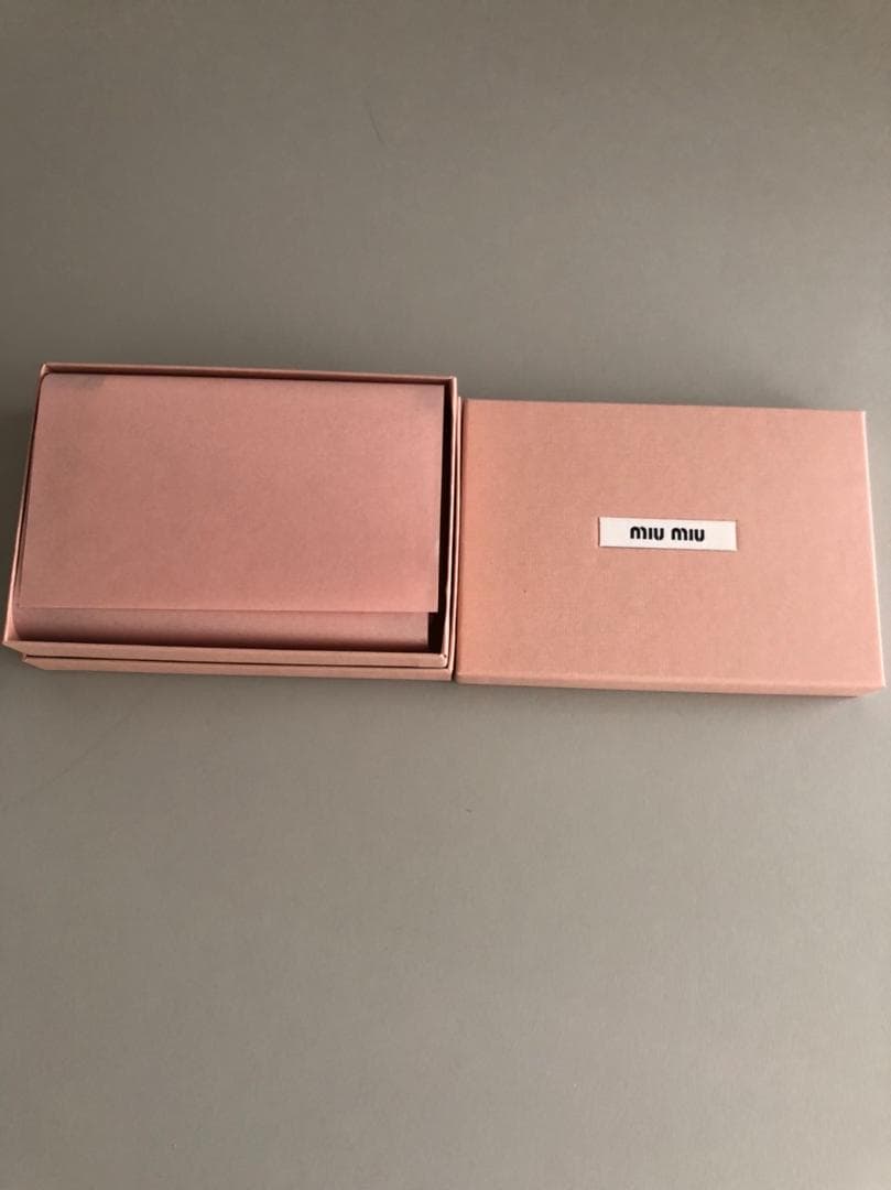 MIUMIU♡マテラッセキーケース(ピンク)♡