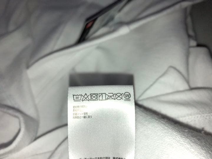 14アンダーアーマー◆1302922 ルーズ ブランドミッション XL白長袖上着