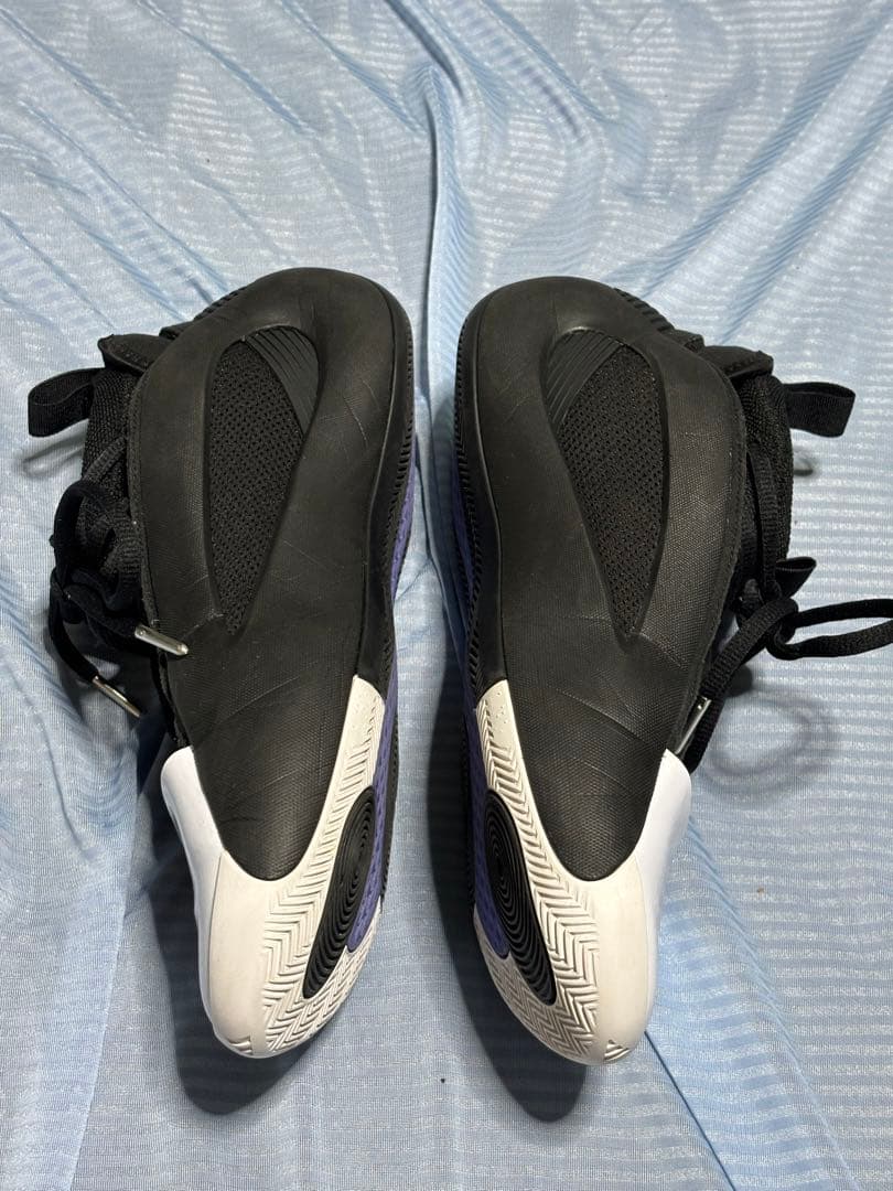 Adidas アディダズ　ハーデンv8 27cm