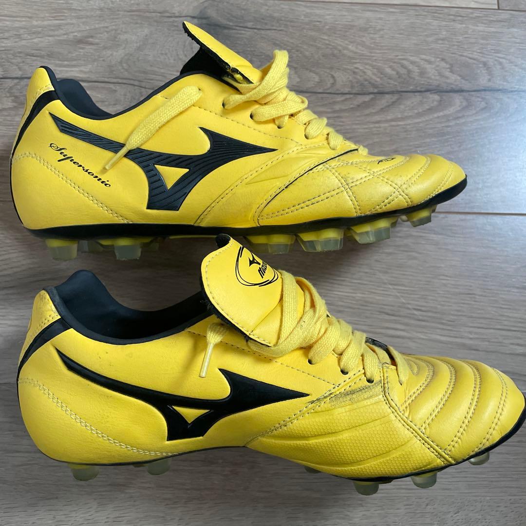 Mizuno サッカースパイク　イエロー　24.５㎝