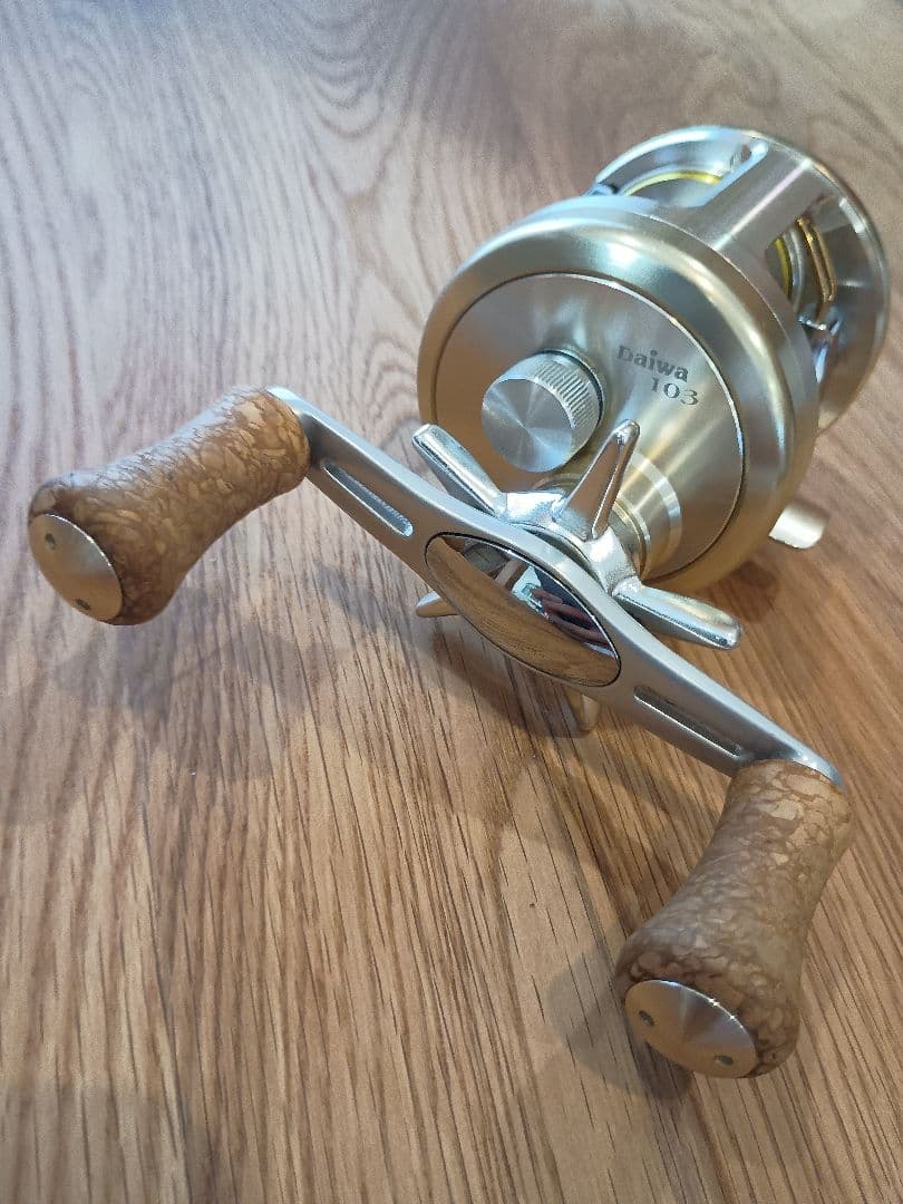 ダイワ　ミリオネア　CV-Z 103 中古　新品ギア付き