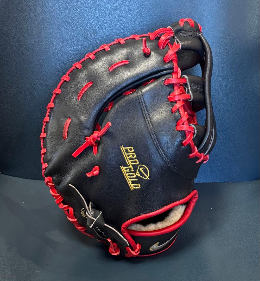 【匿名配送】激レア　ナイキ　海外モデル　ファーストミット　オーダー風カスタム