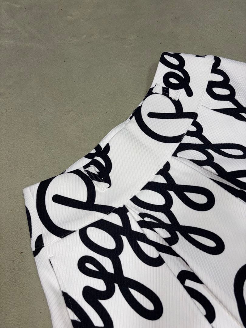 （超美品）パーリーゲイツ 、筆記体ロゴグラフィック柄シリーズ、サイズ1