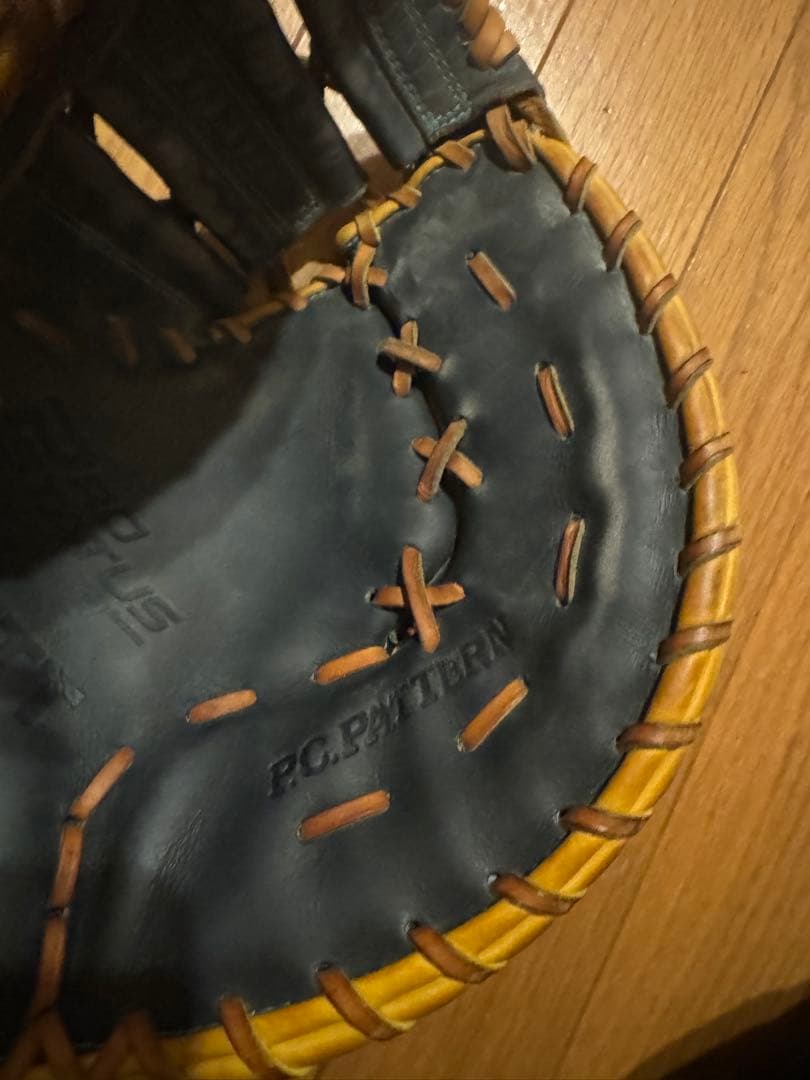 ZETT PRO STATUS 軟式オーダーファーストミット　頓宮モデル