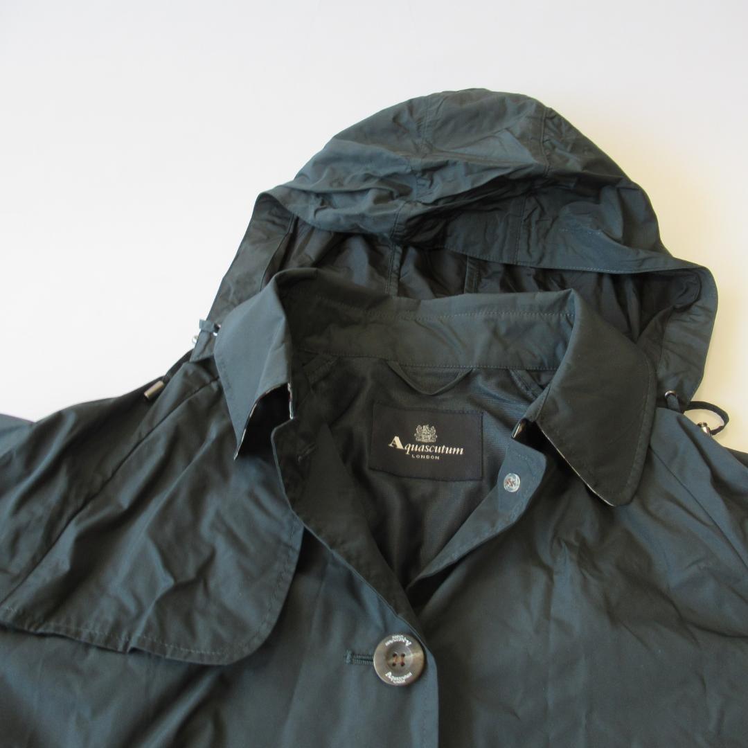 アクアスキュータム新品ネイビー トレンチデザイン レインコート M