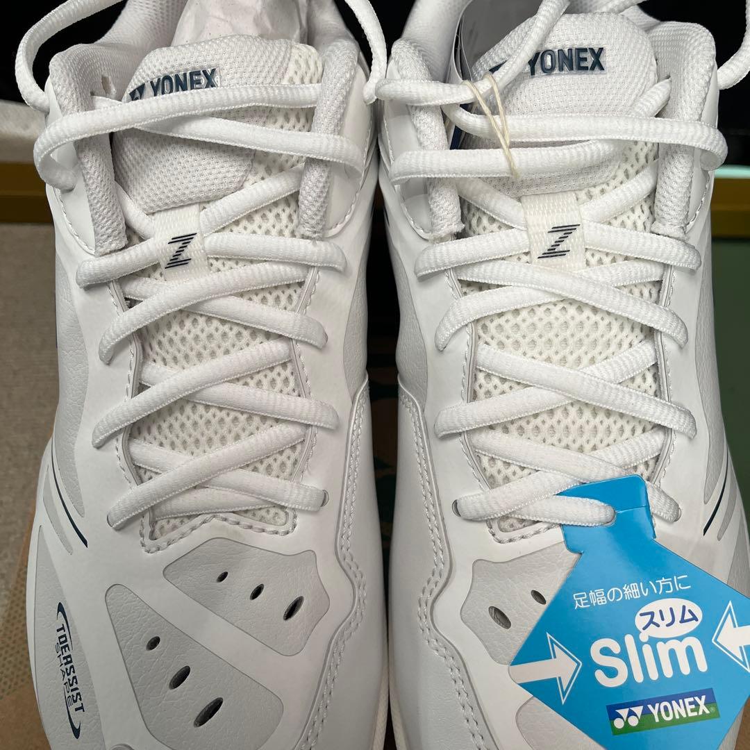 26.0cm 65Z4スリム　新品未使用　ヨネックス　バドミントンシューズ
