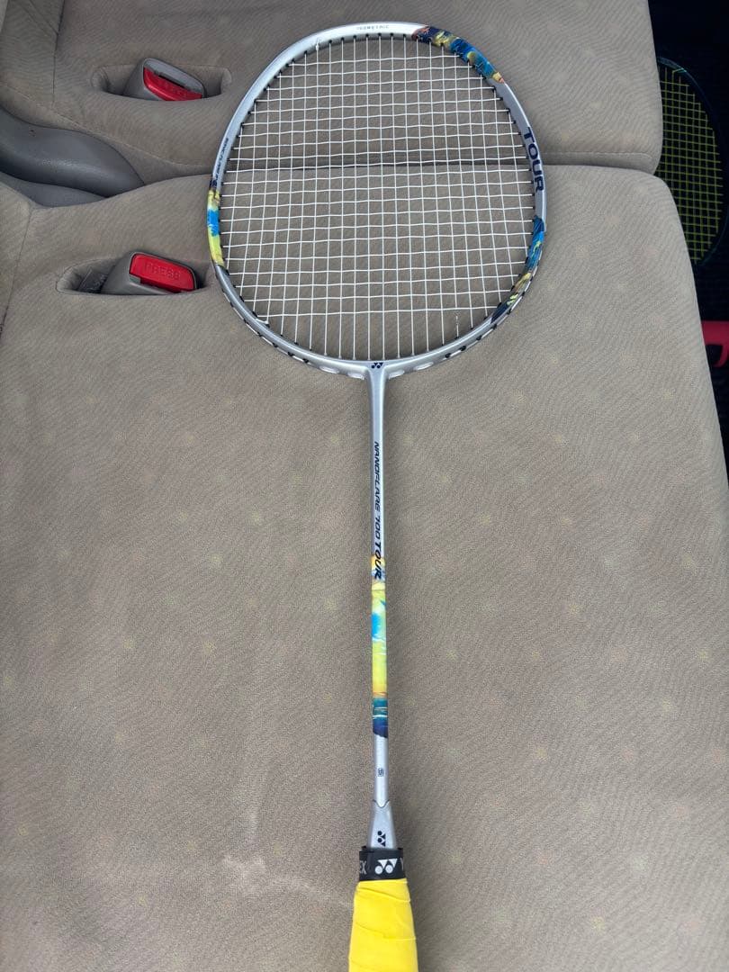 YONEX ナノフレア700ツアー新品未使用