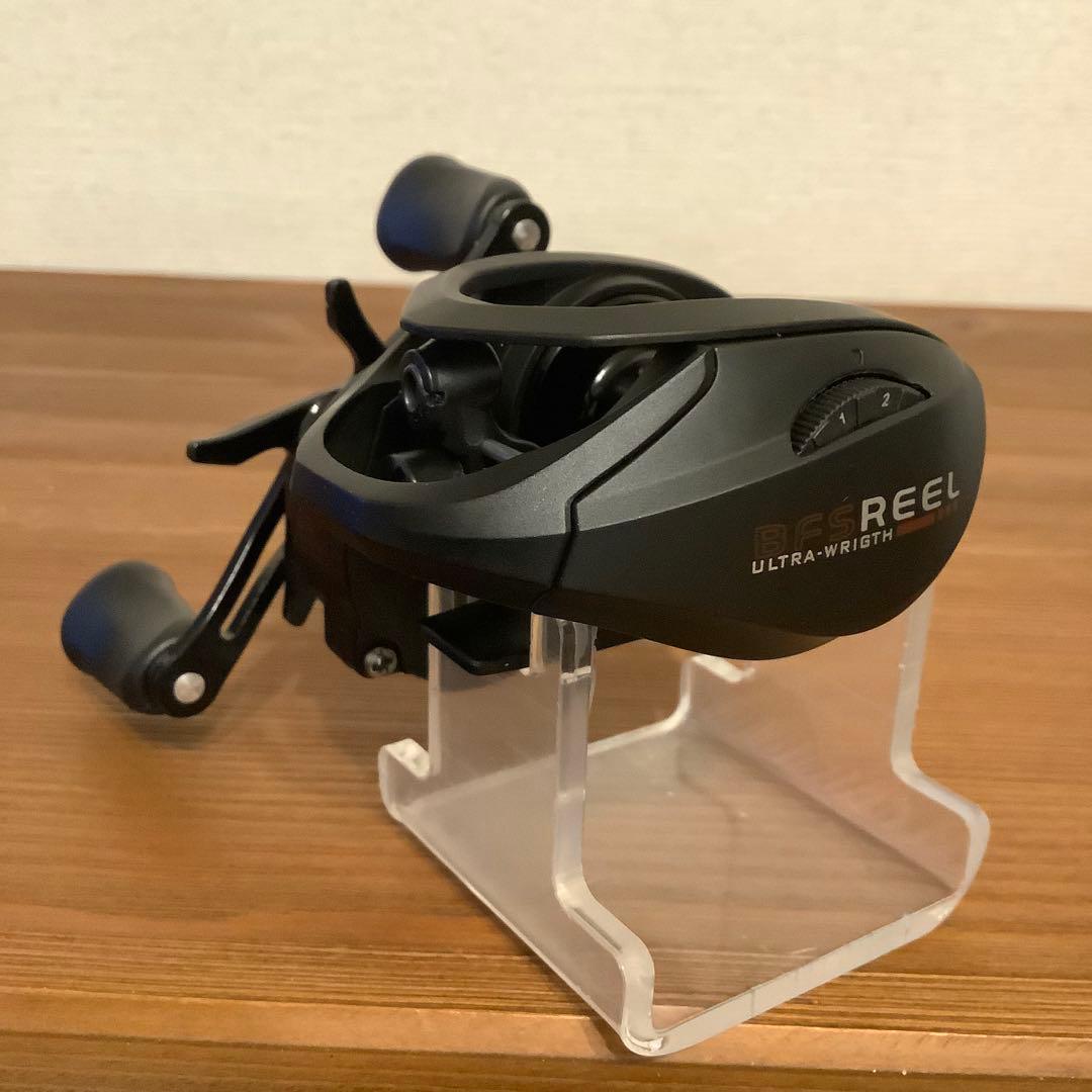 ショアジギ　4ピース2.1mベイトロッド&ベイトリール　右ハンドル　シーバス