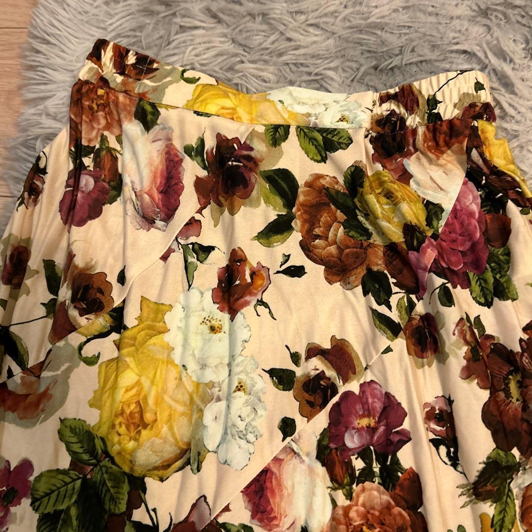 花柄フレアロングスカート