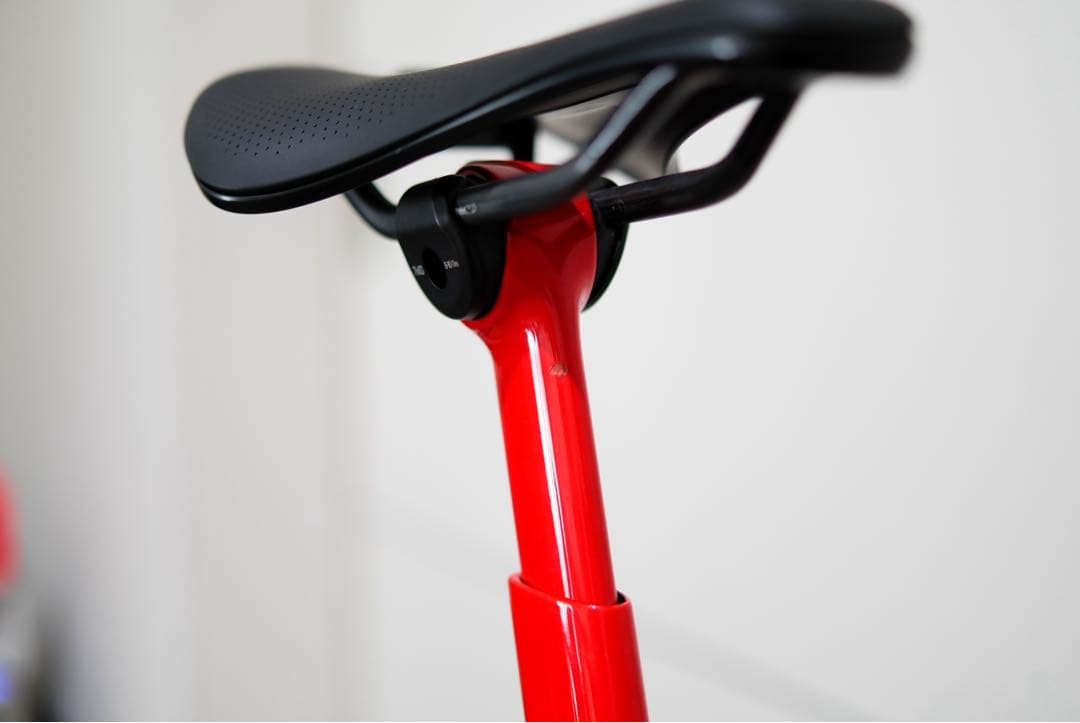 TREK Madone SLR 7 Gen8 Mサイズ　トレック ロードバイク