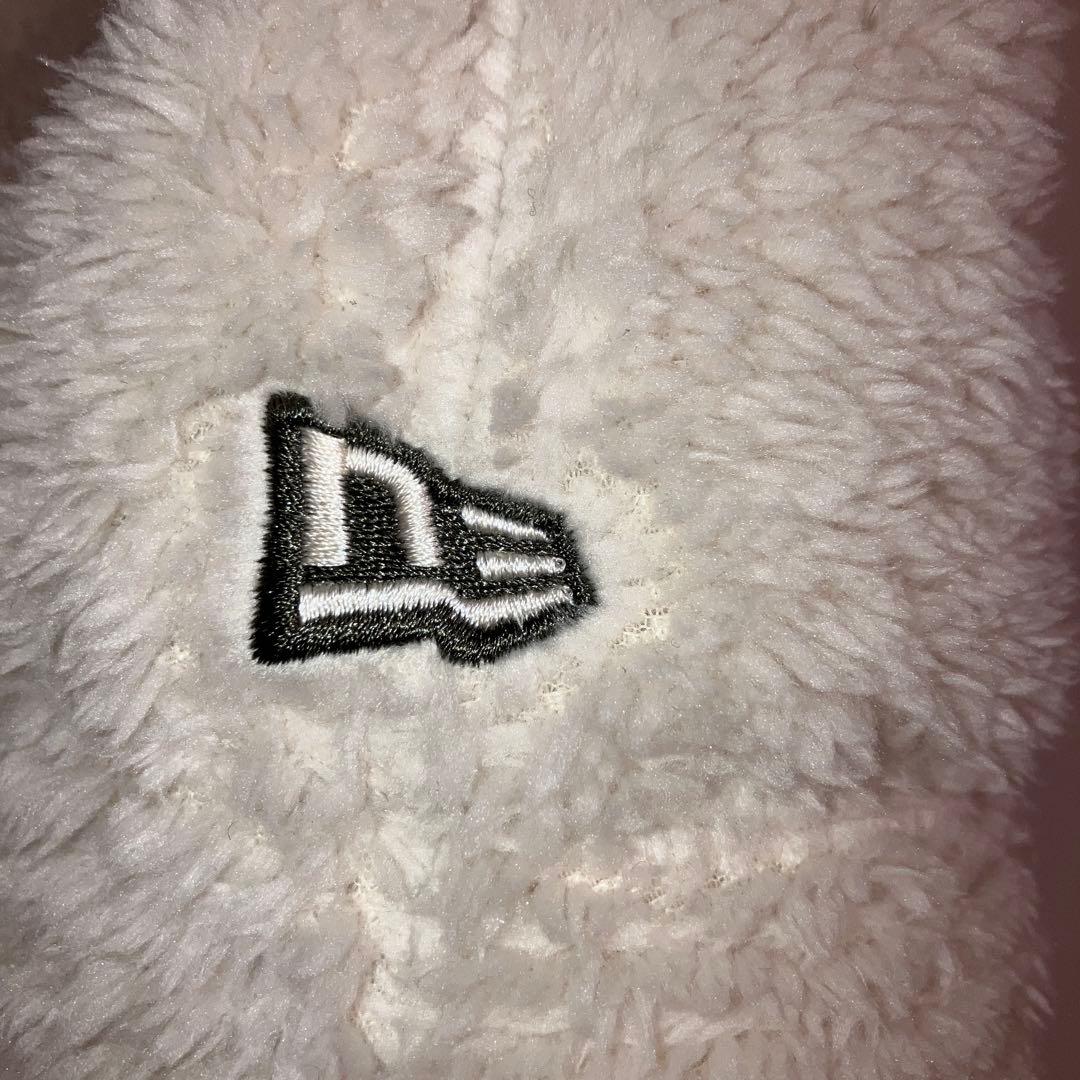 ニューエラ バケットハット ホワイト　耳当て付き Sサイズ