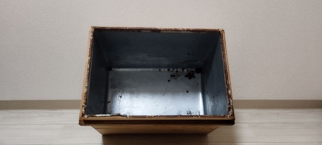 ジャンクガーデン　茶箱　ガーデニング　オブジェ　リメイク　DIY