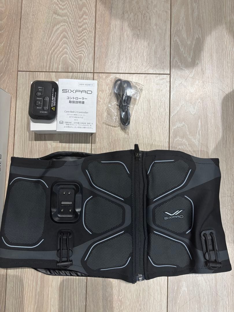 シックスパッド　コアベルト2 コントローラー付き　Mサイズ