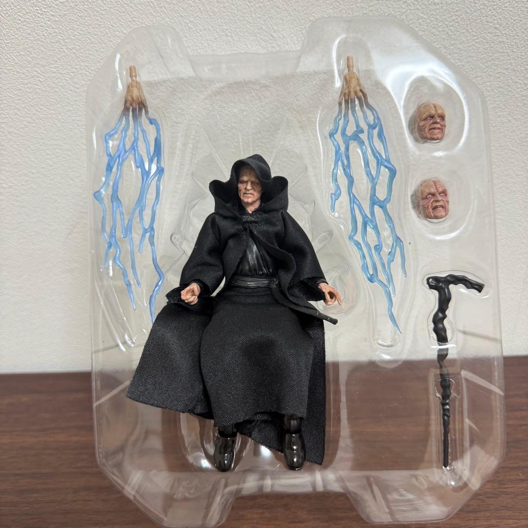 ハズブロ　ブラックシリーズ　スターウォーズ　パルパティーン皇帝&玉座セット