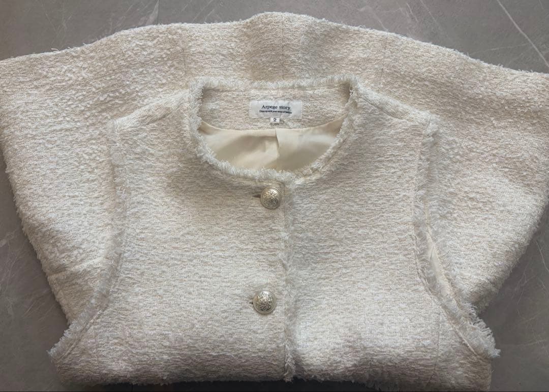 Arpege story ツイードぺプラムジレ