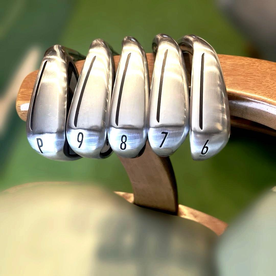 テーラーメイドＧグローレアイアン