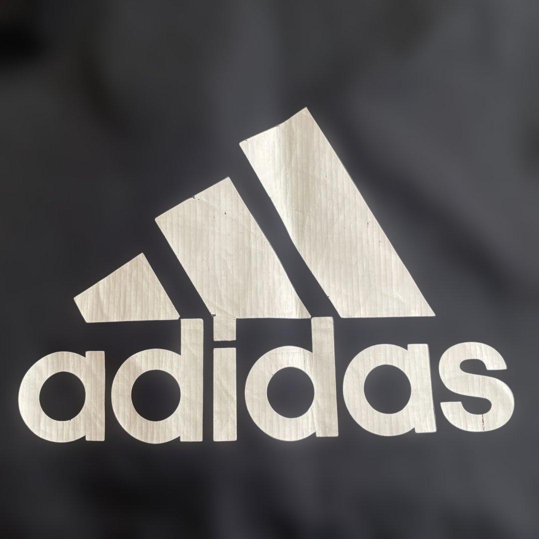 adidas リバプール ジャケット ベンチコート　ナイロンジャケット