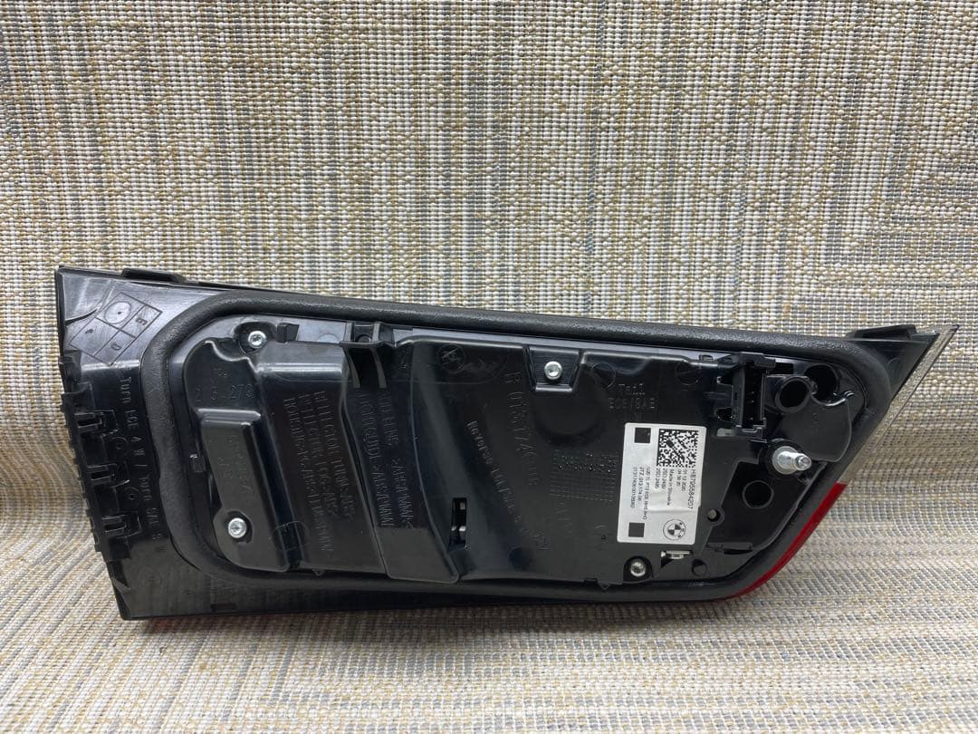  3シリーズ G20/G21右外内側テールランプ H4744275808