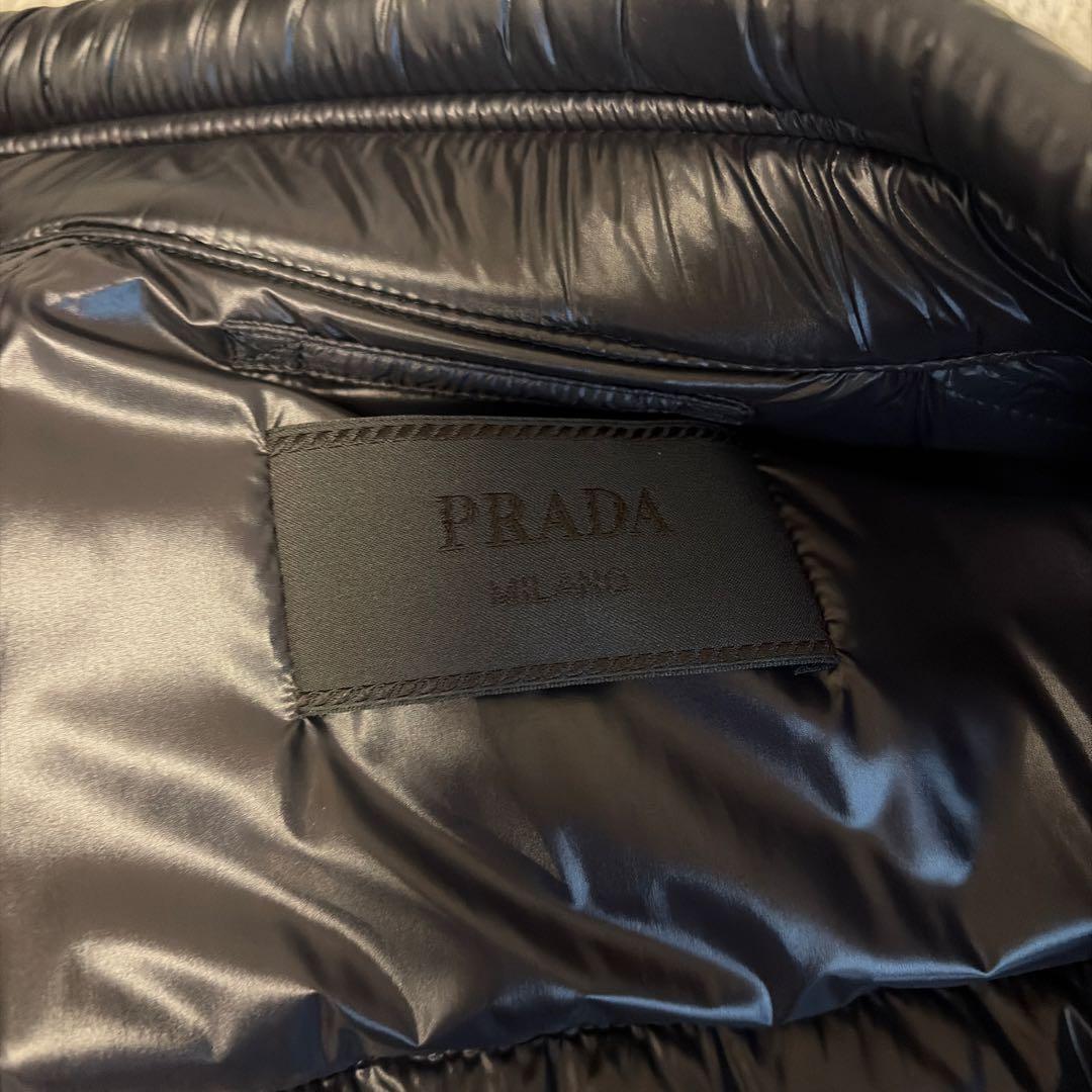 PRADA プラダ　ダウンベスト