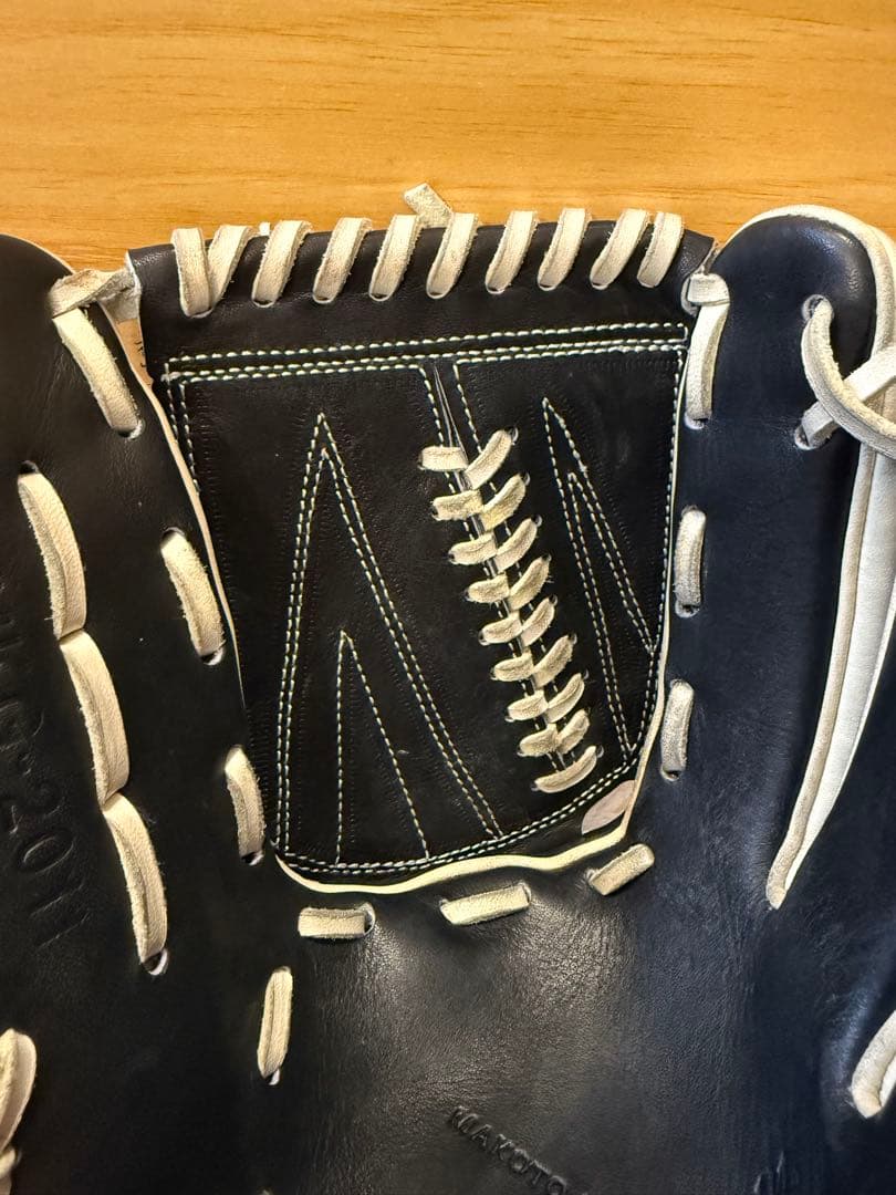 軟式兼硬式用投手用グローブ ハイゴールド