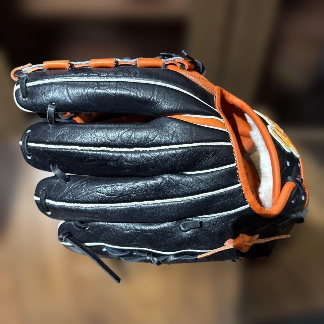 スラッガー　軟式グローブ 黒/オレンジ　湯揉み済み　新品