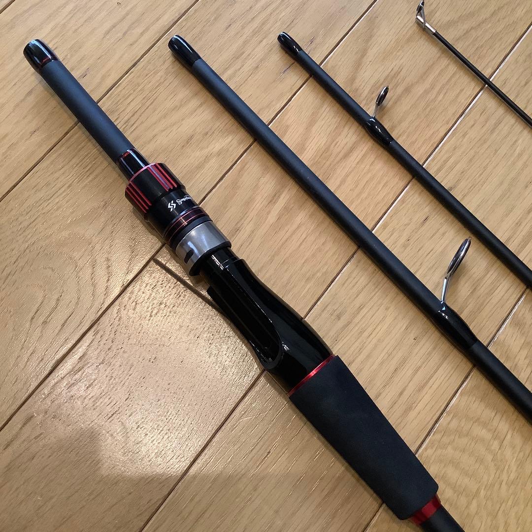 キャリーバック付き4ピース2.1mスピニングロッド&スピニングリール3000番