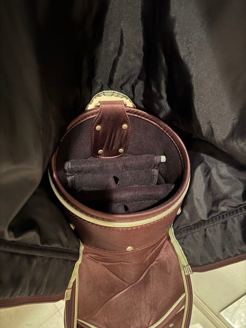 【zuzu⭐︎】 美品 epicure 高級ゴルフバッグ 中古