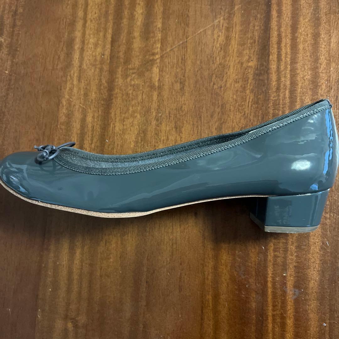 ファルフアーレ　エナメルバレーシューズ　24.5センチ