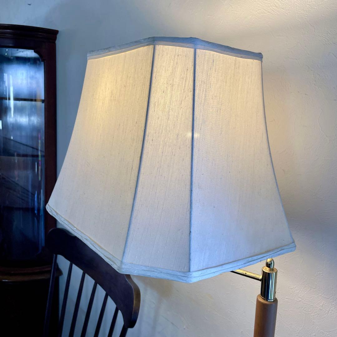 r133 ミッドセンチュリー フロアランプランプ 間接照明 木製ポール