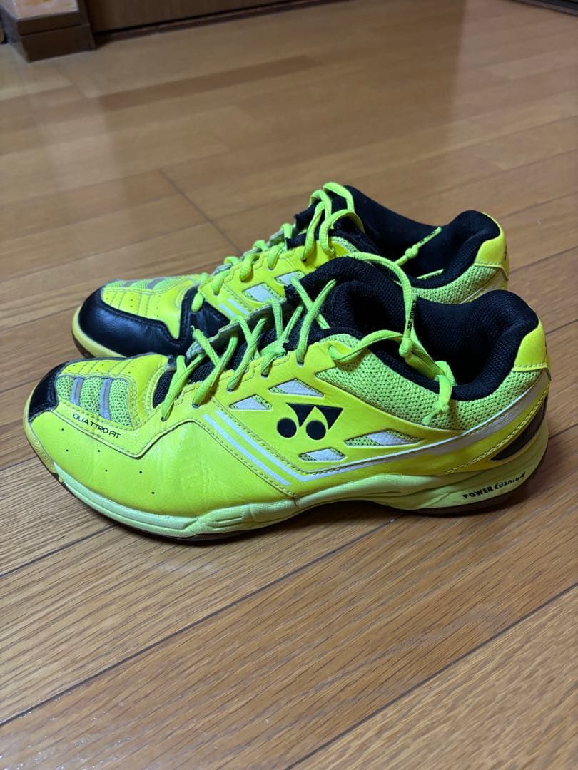 バドミントンシューズ　パワークッションF1N 限定モデル27.5cm