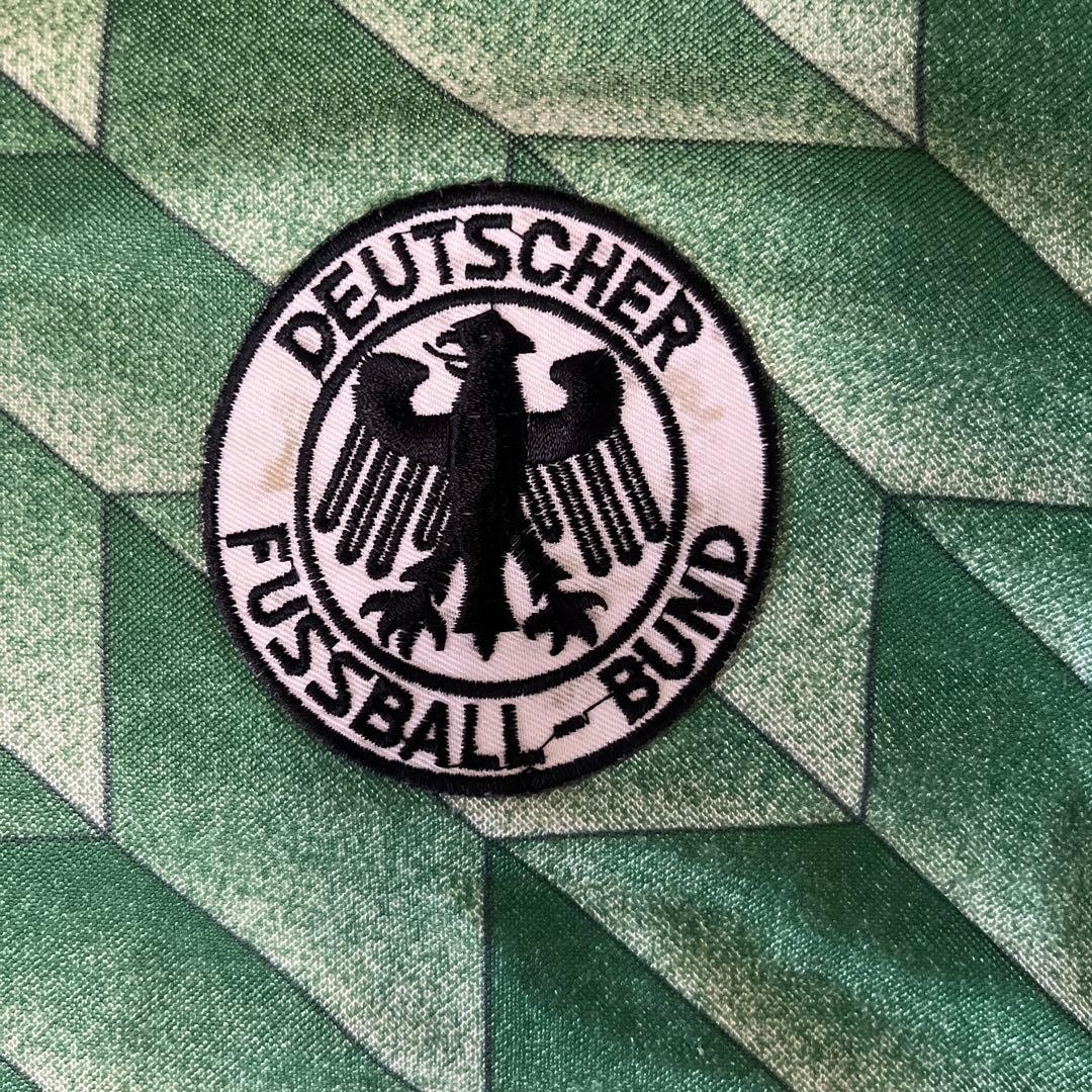 サッカードイツ代表 90年代 アウェイユニフォーム