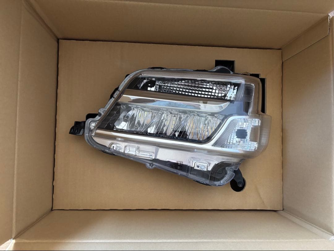 S321ハイゼットLEDヘッドライト左です