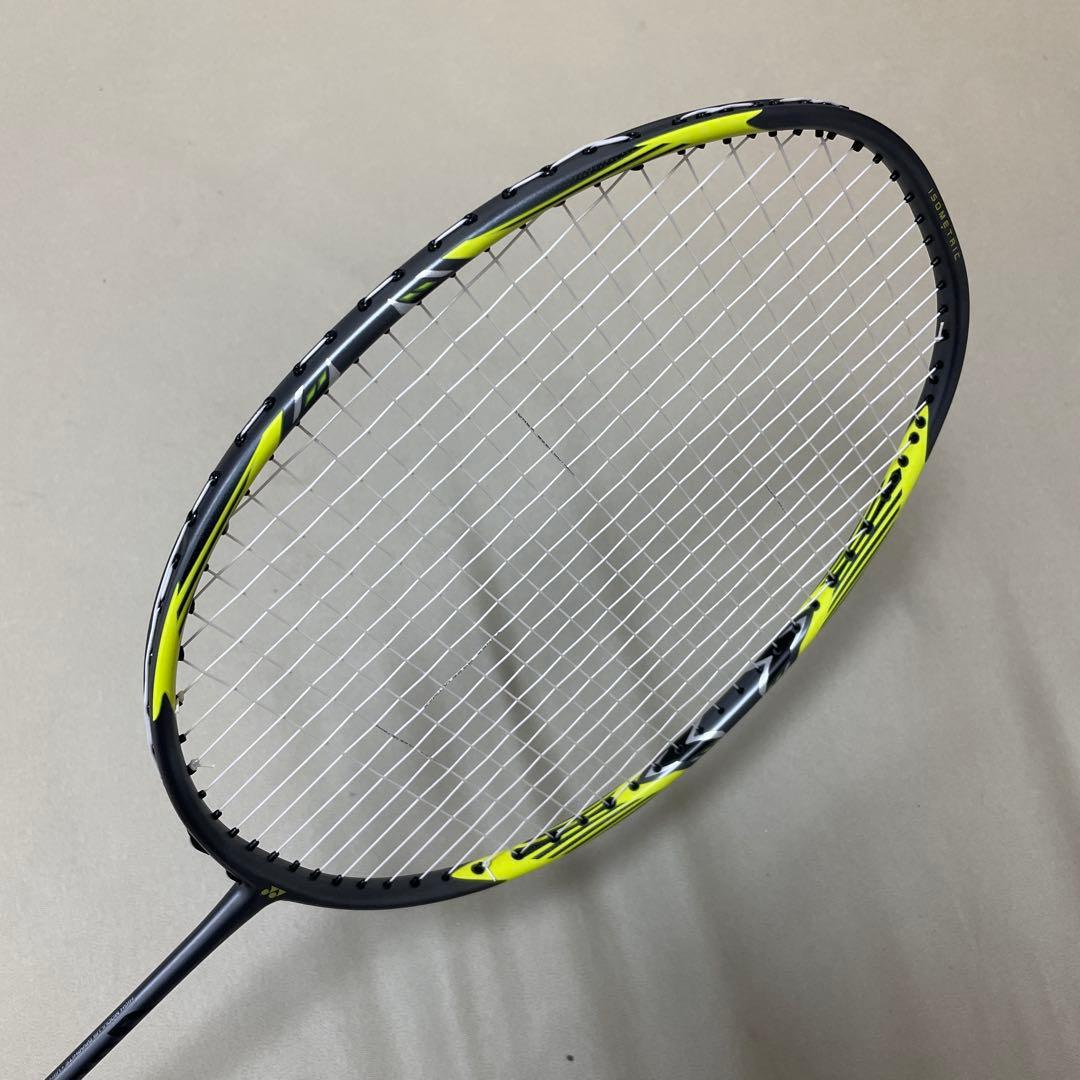 【美品】アークセイバー7プロ 4UG6 YONEX バドミントンラケット