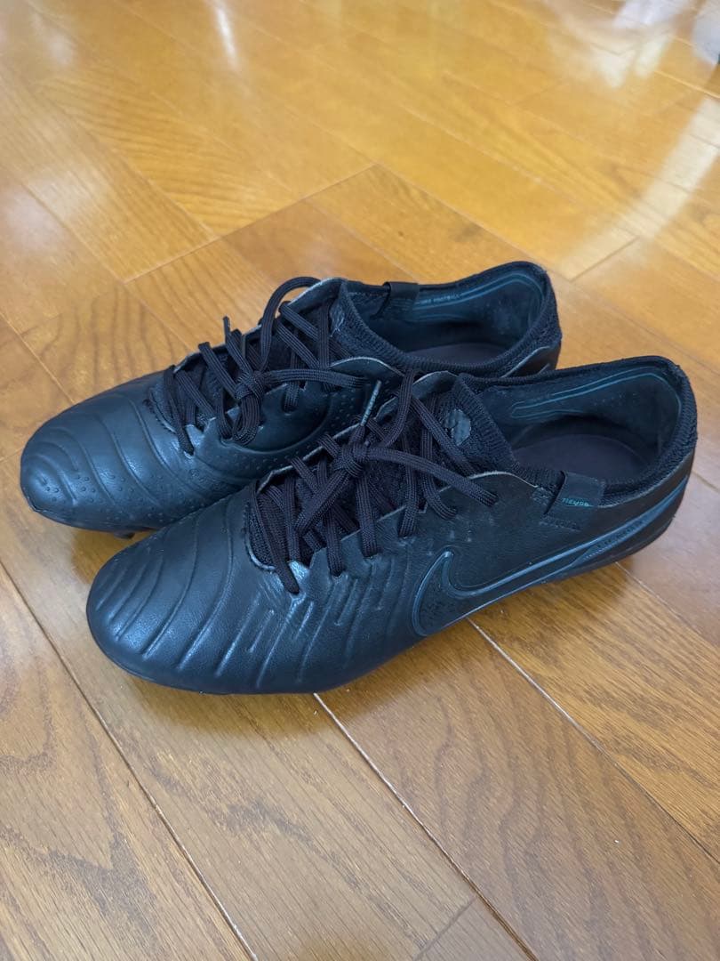 Nike ナイキ　サッカースパイク　ティエンポ