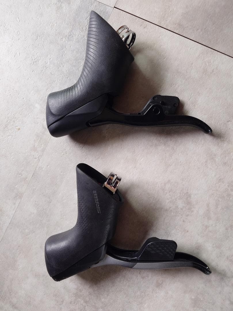 SRAM Force STI 左右