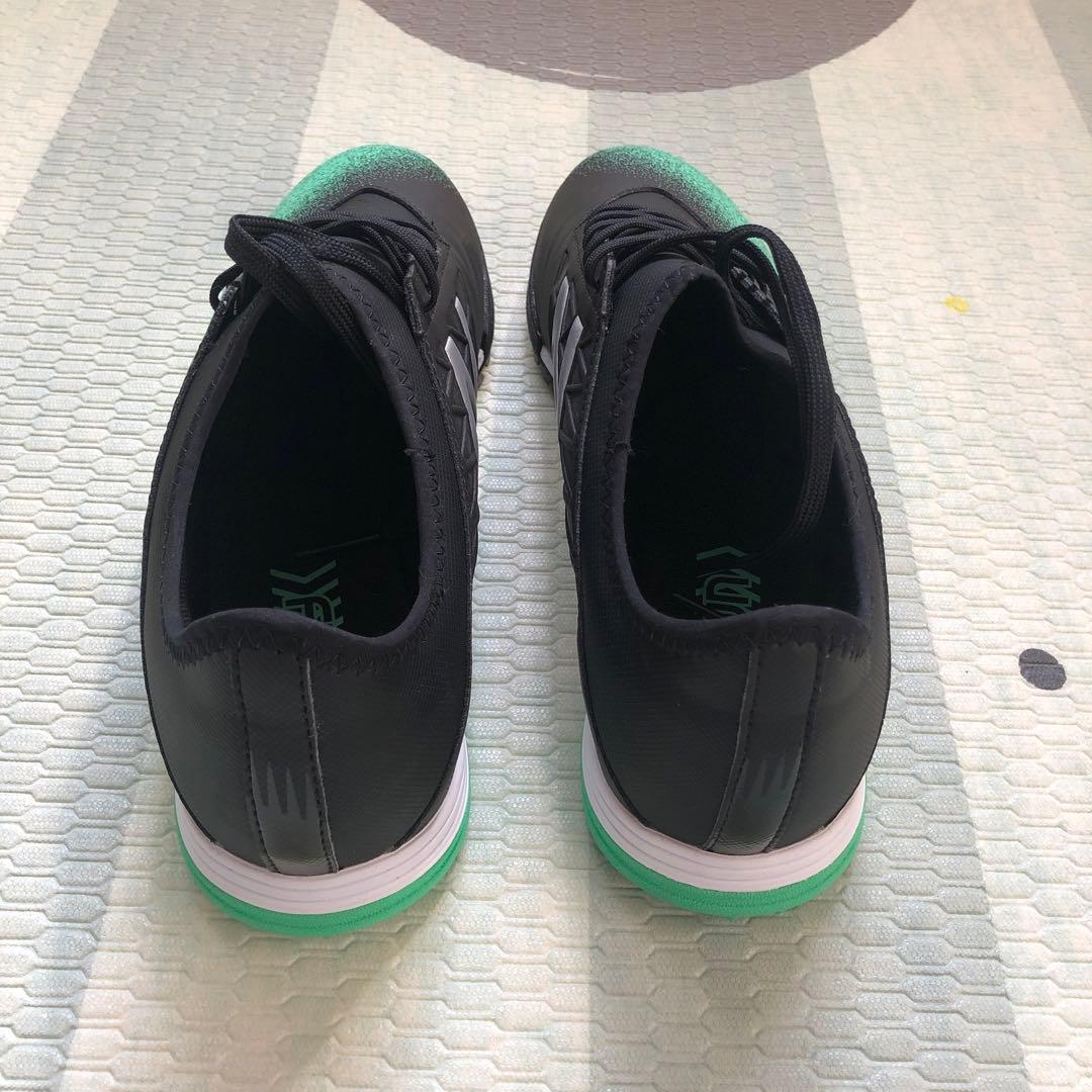 【たくしお母】New Balance フットサルシューズ フューロン