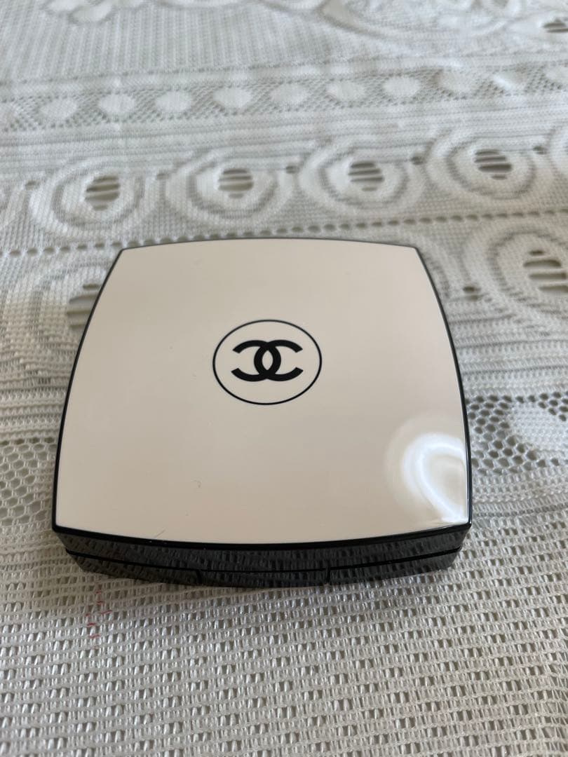 CHANEL レベージュパレット ルガール ミディアム