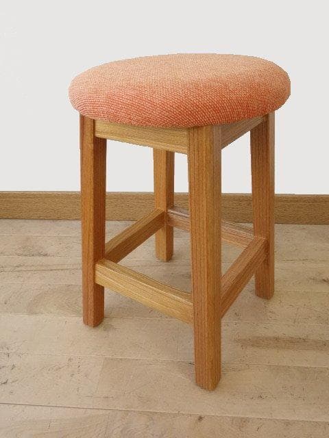 北海道手作り家具　ケヤキ（欅）材　スツール　布座（オレンジ色）