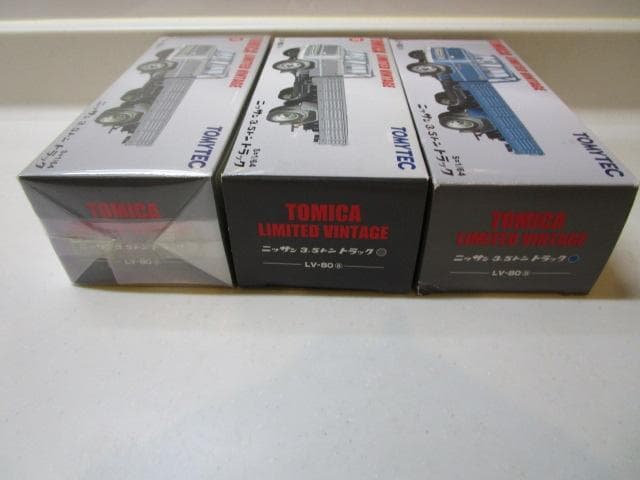 トミカLV/新品封印未開封 LV-80aab 3台セット 日産3トントラック