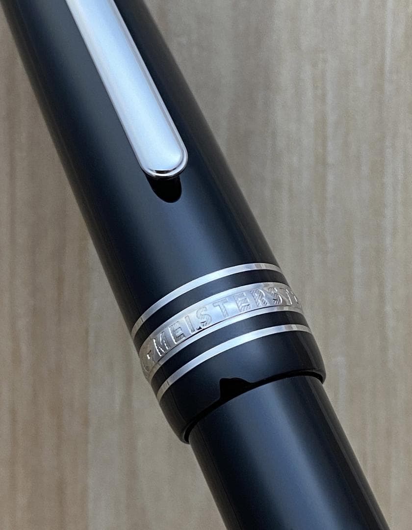 未使用に近い モンブラン ル・グラン P161 プラチナ　ボールペン 付属品付