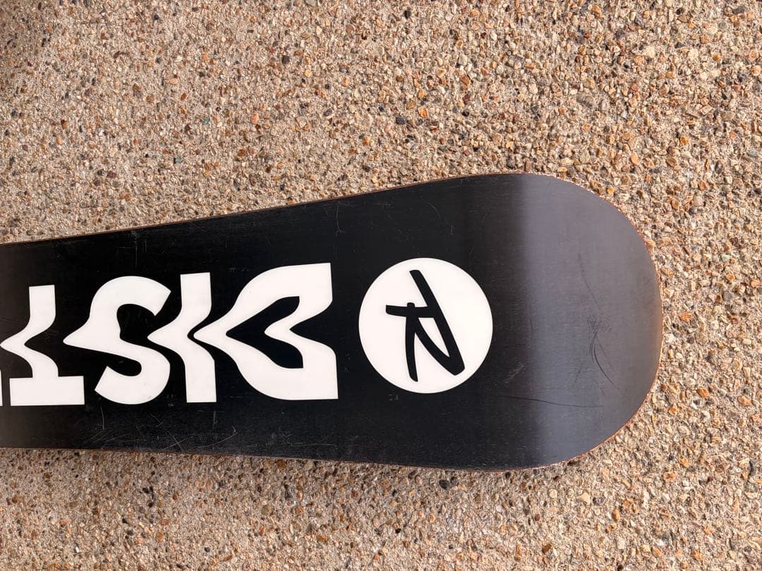 ROSSIGNOL DISTRICT 161 スノーボード板　黒白