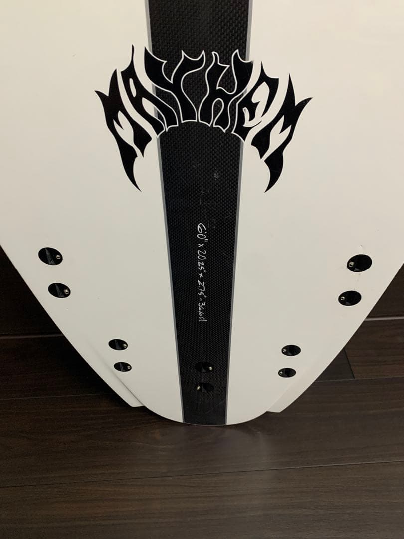 PLACEBO プレセボ　タブレット　サーフボード　フィン付き