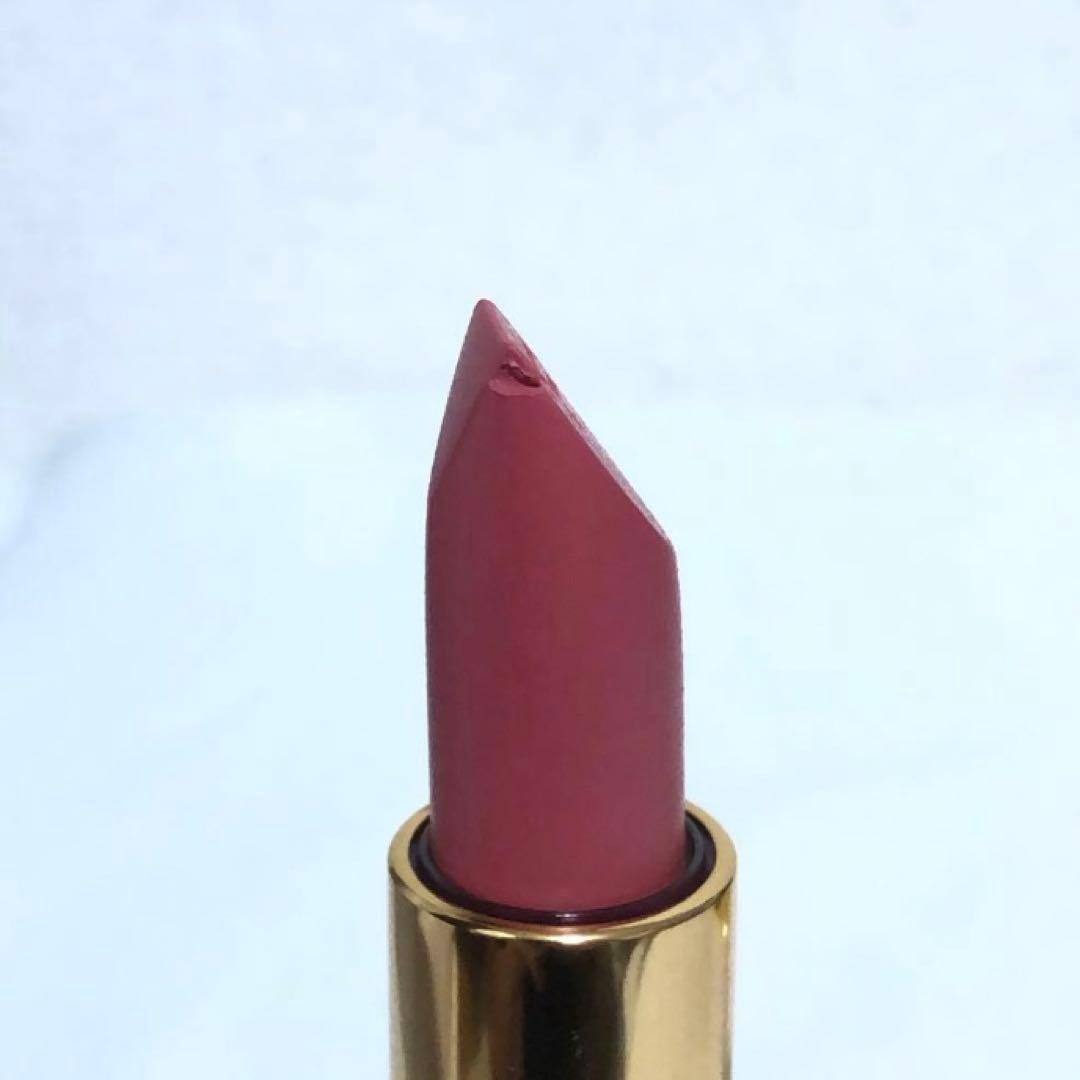 スックアイシャドウ106・トムフォードリップ10・シュウウエムラアイシャドウ