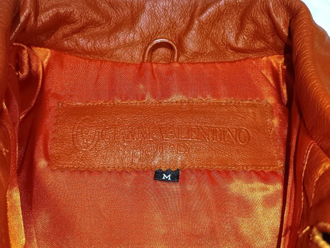 う*認様 GIANNI VALENTINO 本革　レザー　ジャケット　Mサイズ