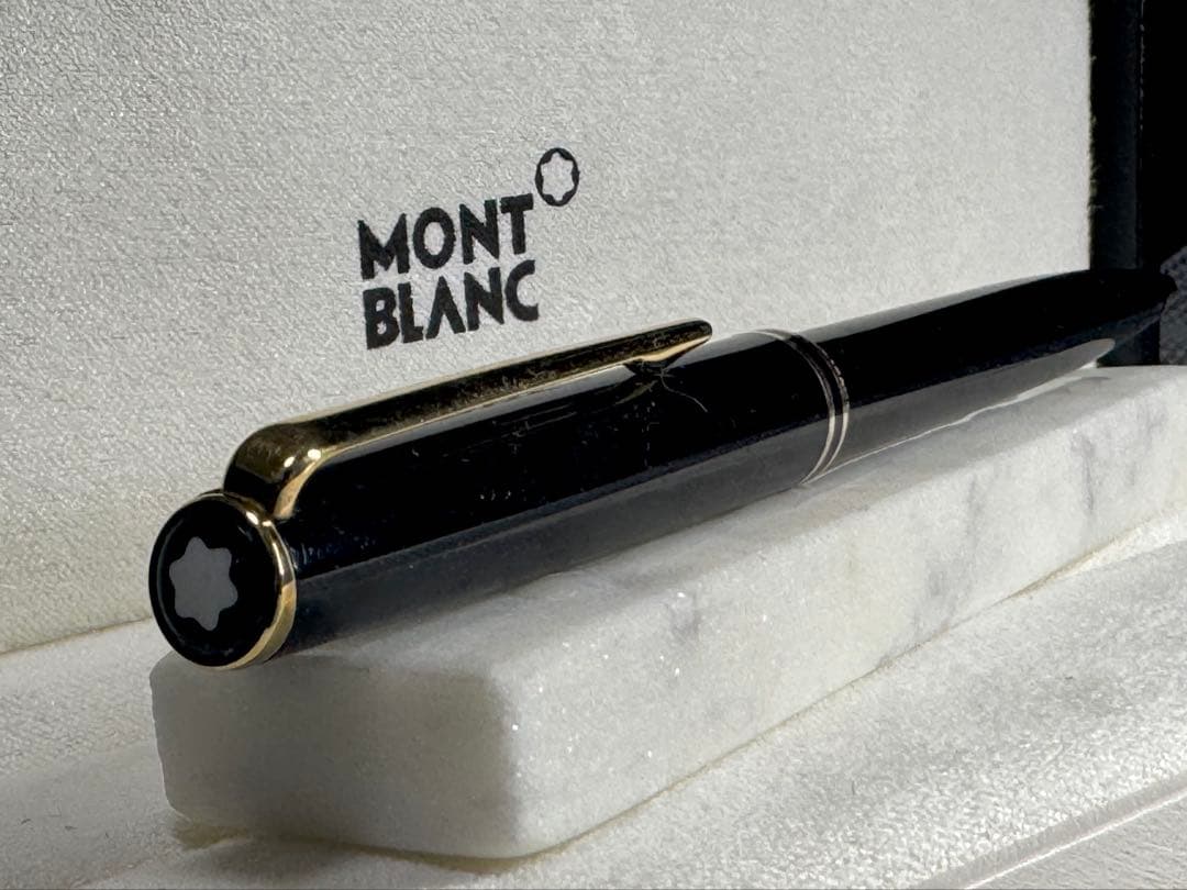 【極美品】モンブラン絶版モデル「CLASSIC」ボールペン　ブラック