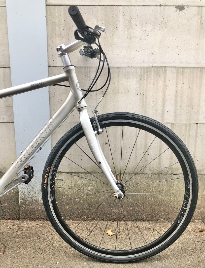 【整備済・美品】GIANT ESCAPE R3 24速　クロスバイク CT500