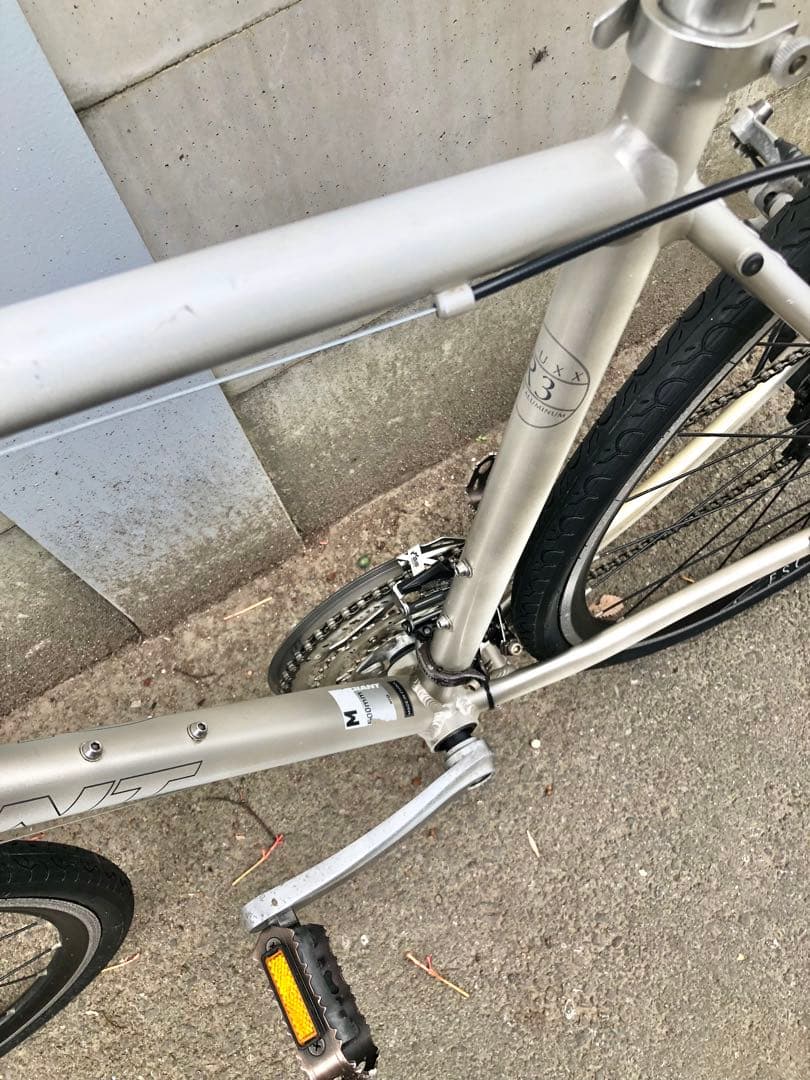 【整備済・美品】GIANT ESCAPE R3 24速　クロスバイク CT500