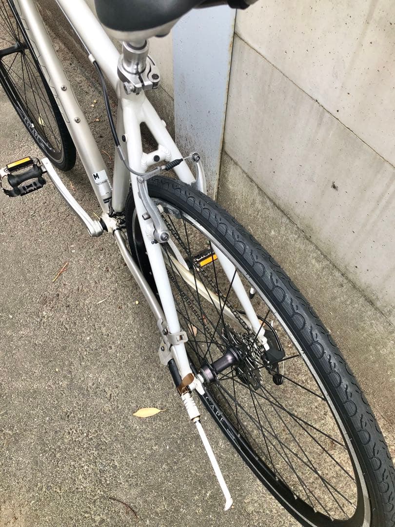 【整備済・美品】GIANT ESCAPE R3 24速　クロスバイク CT500